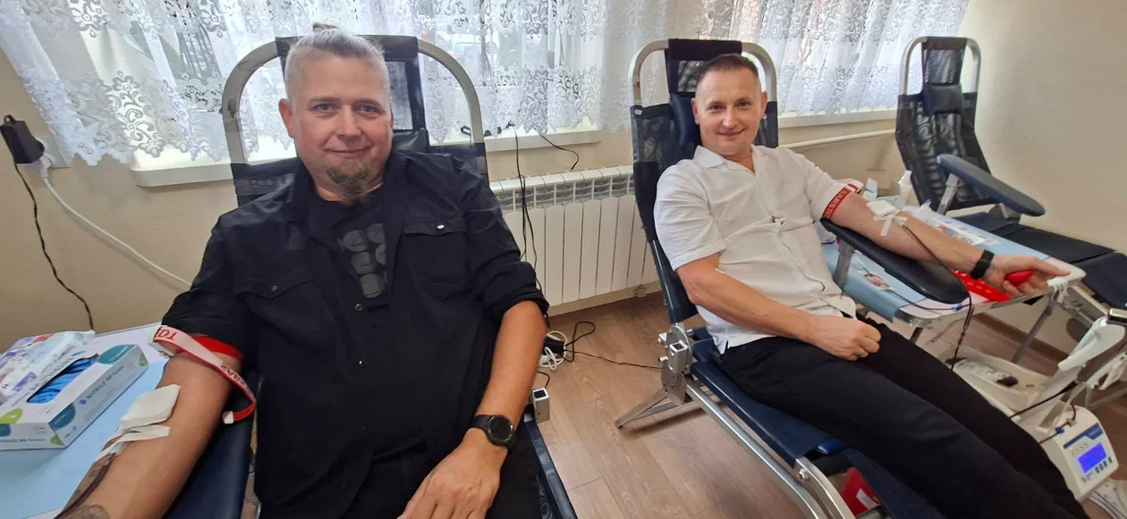 38 osób oddało krew w Hucie Dąbrowie - Zdjęcie główne