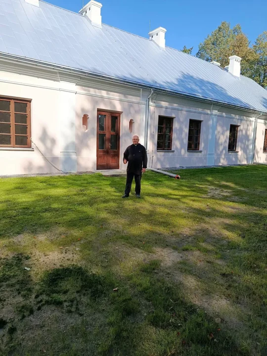 Trwa remont dawnego klasztoru w Jeleńcu - Zdjęcie główne